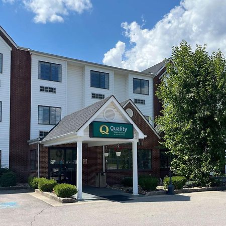 Quality Inn & Suites Prestonsburg Next To Mountain Arts Center Esterno foto