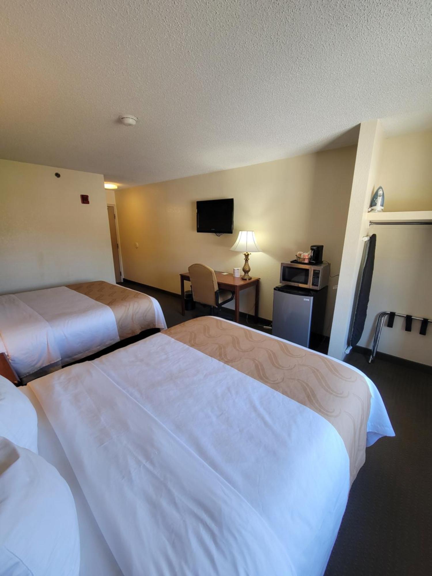 Quality Inn & Suites Prestonsburg Next To Mountain Arts Center Esterno foto