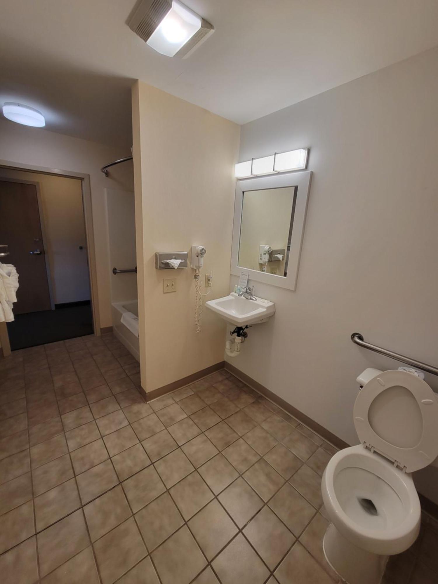 Quality Inn & Suites Prestonsburg Next To Mountain Arts Center Esterno foto