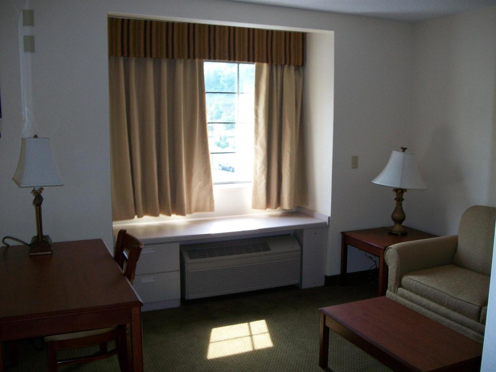 Quality Inn & Suites Prestonsburg Next To Mountain Arts Center Esterno foto