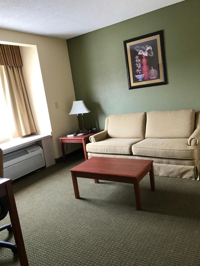 Quality Inn & Suites Prestonsburg Esterno foto