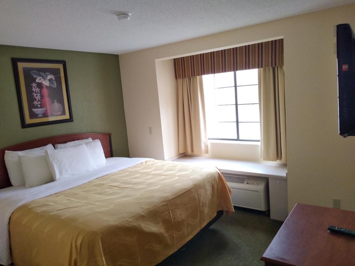 Quality Inn & Suites Prestonsburg Next To Mountain Arts Center Esterno foto